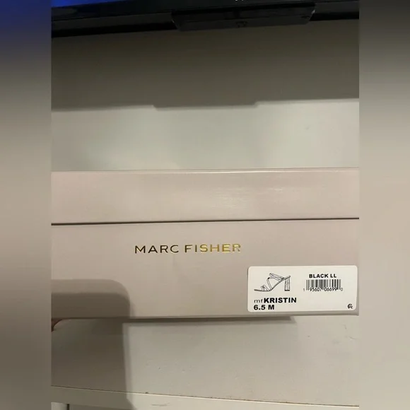 Marc Fisher Heels - Picture 3 of 3